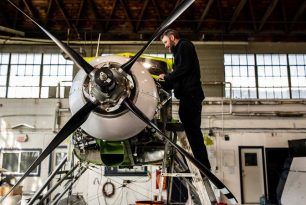 eBeaver the world’s first fully-electric commercial seaplane take off ready eBeaver the world’s first fully-electric commercial seaplane take off ready